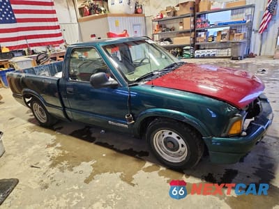 Czwarte zdjęcie samochodu z boku: 1996 GMC SONOMA VIN:1GTCS1447TK515368 - miniatura