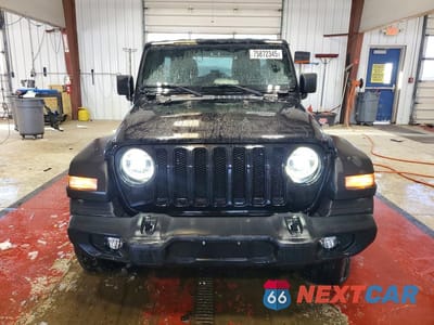 Piąte zdjęcie samochodu w środku: 2021 JEEP WRANGLER UNLIMITED SPORT VIN:1C4HJXDG7MW616698 - miniatura