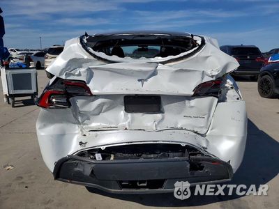 Zdjęcie 6 z 11 samochodu: 2023 TESLA MODEL Y VIN:7SAYGDEE2PA041199 - miniatura
