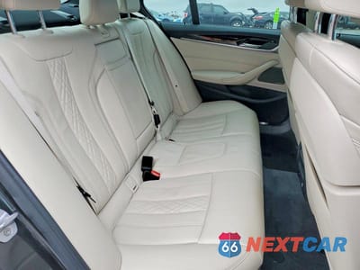 Zdjęcie 10 z 11 samochodu: 2018 BMW M550XI VIN:WBAJB9C51JB035479 - miniatura