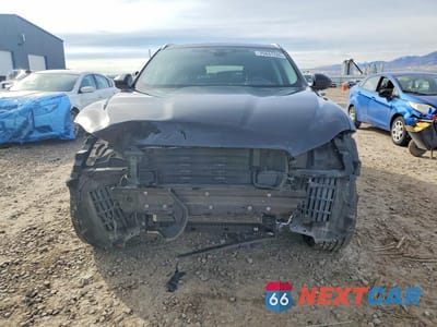 Piąte zdjęcie samochodu w środku: 2023 JAGUAR F-PACE S VIN:SADCJ2EXXPA713041 - miniatura