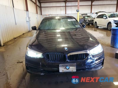 Piąte zdjęcie samochodu w środku: 2019 BMW 530 XI VIN:WBAJA7C52KG909740 - miniatura