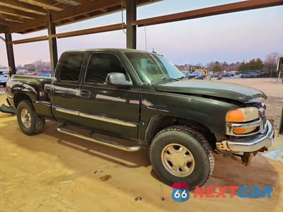 Czwarte zdjęcie samochodu z boku: 2003 GMC NEW SIERRA K1500 VIN:1GTEK19T23Z243344 - miniatura
