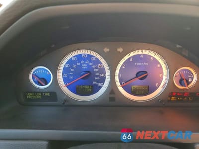 Zdjęcie 9 z 12 samochodu: 2012 VOLVO XC90 R DESIGN VIN:YV4952CT4C1611896 - miniatura