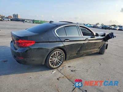 Trzecie zdjęcie samochodu z tyłu: 2018 BMW 540 I VIN:WBAJE5C56JWA97472 - miniatura