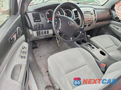 Zdjęcie 8 z 13 samochodu: 2011 TOYOTA TACOMA DOUBLE CAB PRERUNNER VIN:5TFJU4GN0BX008546 - miniatura
