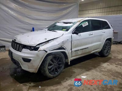 2022 JEEP GRAND CHEROKEE LAREDO E 1C4RJFAG4NC112471 - główne zdjęcie licytacji z USA - miniatura