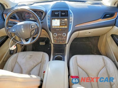 Zdjęcie 8 z 13 samochodu: 2019 LINCOLN MKC SELECT VIN:5LMCJ2C92KUL04290 - miniatura