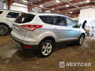 Trzecie zdjęcie samochodu z tyłu: 2016 FORD ESCAPE SE VIN:1FMCU0G72GUA55844 - miniatura
