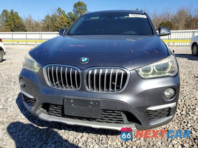Piąte zdjęcie samochodu w środku: 2016 BMW X1 XDRIVE28I VIN:WBXHT3Z3XG4A47800 - miniatura