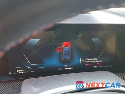 Zdjęcie 9 z 12 samochodu: 2025 BMW X7 M60I VIN:5UX33EM01S9W24690 - miniatura