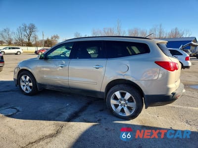 Drugie zdjęcie samochodu z przodu: 2012 CHEVROLET TRAVERSE LT VIN:1GNKRGED3CJ274396 - miniatura