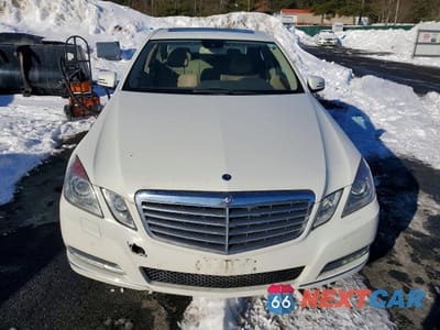 Piąte zdjęcie samochodu w środku: 2012 MERCEDES-BENZ E 350 4MATIC VIN:WDDHF8JBXCA599994 - miniatura