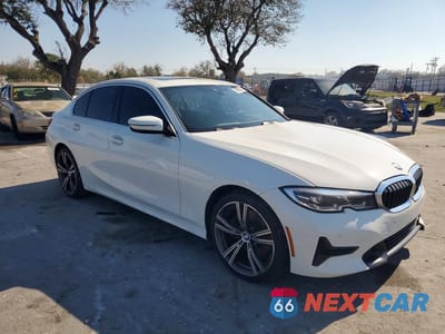 Czwarte zdjęcie samochodu z boku: 2021 BMW 330I VIN:3MW5R1J09M8C01078 - miniatura