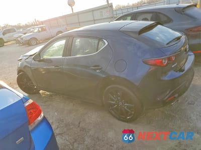 Drugie zdjęcie samochodu z przodu: 2026 MAZDA 3 SELECT SPORT VIN:JM1BPAKL7T1853964 - miniatura