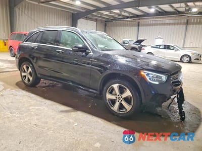 Czwarte zdjęcie samochodu z boku: 2020 MERCEDES-BENZ GLC 300 4MATIC VIN:WDC0G8EB7LF712036 - miniatura