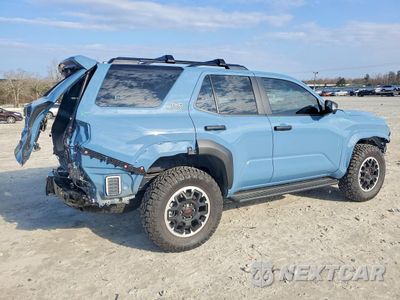 Trzecie zdjęcie samochodu z tyłu: 2025 TOYOTA 4RUNNER SR5 VIN:JTEVA5BR3S5062313 - miniatura