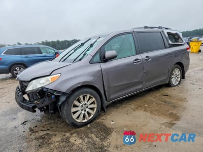 2011 TOYOTA SIENNA XLE 7-PASSENGER 5TDDK3DC2BS018632 - główne zdjęcie licytacji z USA - miniatura