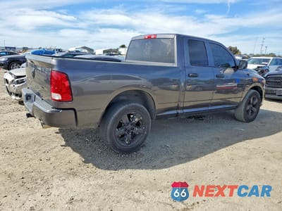 Trzecie zdjęcie samochodu z tyłu: 2018 RAM 1500 ST VIN:1C6RR6FT2JS280521 - miniatura