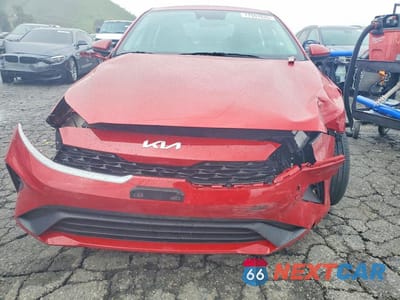 Piąte zdjęcie samochodu w środku: 2024 KIA FORTE LXS VIN:3KPF24AD1RE742215 - miniatura