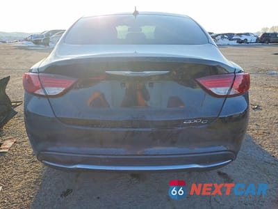 Zdjęcie 6 z 12 samochodu: 2015 CHRYSLER 200 C VIN:1C3CCCCB3FN565376 - miniatura