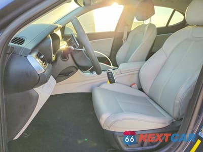 Zdjęcie 7 z 12 samochodu: 2020 GENESIS G70 2.0T VIN:KMTG64LA3LU056327 - miniatura