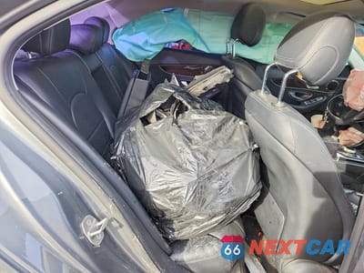 Zdjęcie 10 z 12 samochodu: 2017 MERCEDES-BENZ C 300 4MATIC VIN:55SWF4KB3HU209775 - miniatura
