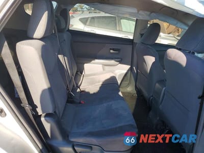 Zdjęcie 10 z 11 samochodu: 2013 TOYOTA PRIUS V VIN:JTDZN3EU5D3262946 - miniatura