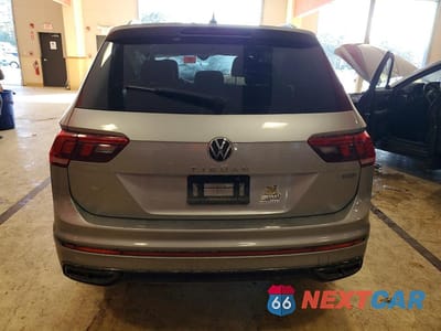 Zdjęcie 6 z 12 samochodu: 2022 VOLKSWAGEN TIGUAN SE R-LINE BLACK VIN:3VV8B7AX8NM062821 - miniatura