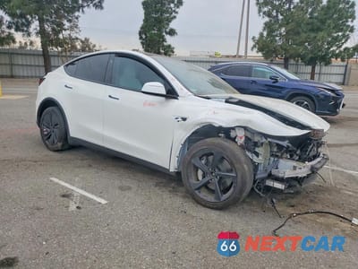 Czwarte zdjęcie samochodu z boku: 2026 TESLA MODEL Y VIN:7SAYGDEE8TF365626 - miniatura