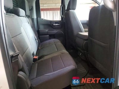 Zdjęcie 10 z 12 samochodu: 2024 CHEVROLET SILVERADO K1500 CUSTOM VIN:1GCRDBEK8RZ323853 - miniatura