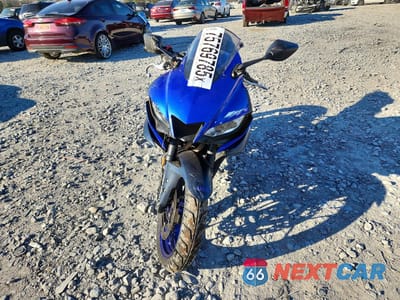 Drugie zdjęcie samochodu z przodu: 2022 YAMAHA YZFR3 A VIN:MH3RH18Y8NK008506 - miniatura