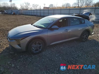 2025 KIA K4 LX 3KPFT4DE4SE240869 - główne zdjęcie licytacji z USA - miniatura