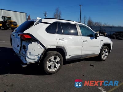 Trzecie zdjęcie samochodu z tyłu: 2021 TOYOTA RAV4 HYBRID XLE VIN:4T3R6RFV7MU009230 - miniatura