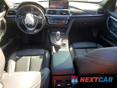 Zdjęcie 8 z 11 samochodu: 2018 BMW 330 I VIN:WBA8B9G55JNU96384 - miniatura