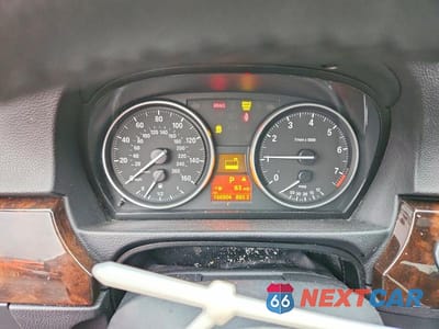 Zdjęcie 9 z 11 samochodu: 2011 BMW 328 XI SULEV VIN:WBAPK5G59BNN79922 - miniatura