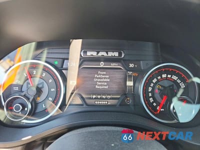 Zdjęcie 9 z 12 samochodu: 2023 RAM 1500 BIG HORN/LONE STAR VIN:1C6SRFFT4PN533346 - miniatura