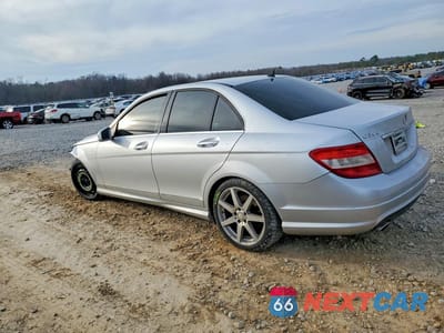 Drugie zdjęcie samochodu z przodu: 2011 MERCEDES-BENZ C 300 VIN:WDDGF5EB5BA460732 - miniatura