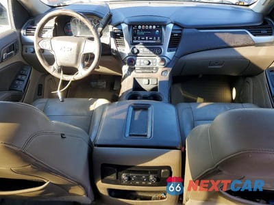Zdjęcie 8 z 13 samochodu: 2018 CHEVROLET SUBURBAN K1500 LT VIN:1GNSKHKC0JR214760 - miniatura