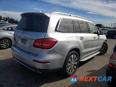 Trzecie zdjęcie samochodu z tyłu: 2017 MERCEDES-BENZ GLS 450 4MATIC VIN:4JGDF6EE3HA847328 - miniatura