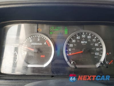 Zdjęcie 9 z 12 samochodu: 2012 ISUZU NPR VIN:JALB4T173C7W00726 - miniatura