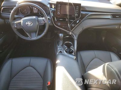 Zdjęcie 8 z 11 samochodu: 2022 TOYOTA CAMRY HYBRID SE VIN:4T1G31AKXNU045387 - miniatura