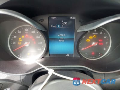 Zdjęcie 9 z 13 samochodu: 2022 MERCEDES-BENZ GLC 300 VIN:W1N0G8DB6NV361483 - miniatura