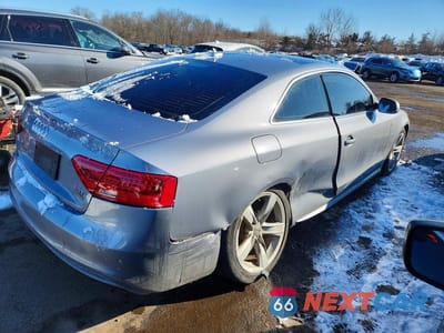 Trzecie zdjęcie samochodu z tyłu: 2015 AUDI A5 PREMIUM PLUS VIN:WAUMFAFR3FA035935 - miniatura