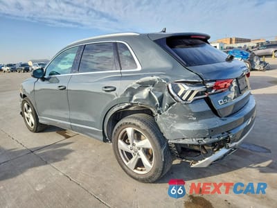 Drugie zdjęcie samochodu z przodu: 2020 AUDI Q3 PREMIUM VIN:WA1AECF35L1042911 - miniatura