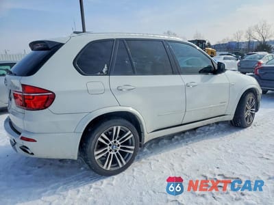 Trzecie zdjęcie samochodu z tyłu: 2013 BMW X5 XDRIVE35I VIN:5UXZV4C55D0E08492 - miniatura