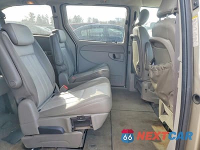 Zdjęcie 11 z 12 samochodu: 2005 CHRYSLER TOWN & COUNTRY TOURING VIN:2C4GP54L95R289730 - miniatura