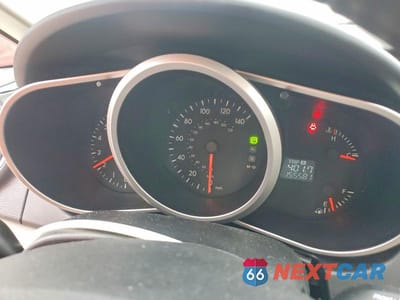 Zdjęcie 9 z 12 samochodu: 2010 MAZDA CX-7 VIN:JM3ER4WL8A0309731 - miniatura
