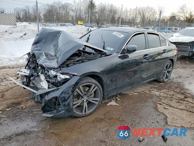 2024 BMW 330XI 3MW89FF01R8D96152 - główne zdjęcie licytacji z USA - miniatura