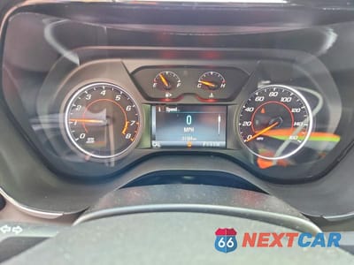 Zdjęcie 9 z 11 samochodu: 2016 CHEVROLET CAMARO LT VIN:1G1FB1RS8G0144011 - miniatura